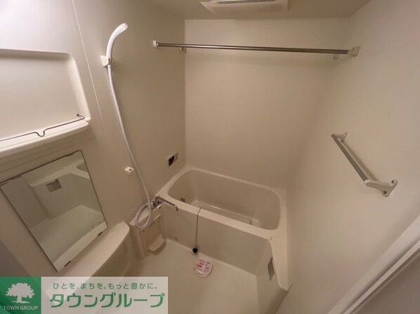 パイン・ツリーの物件内観写真